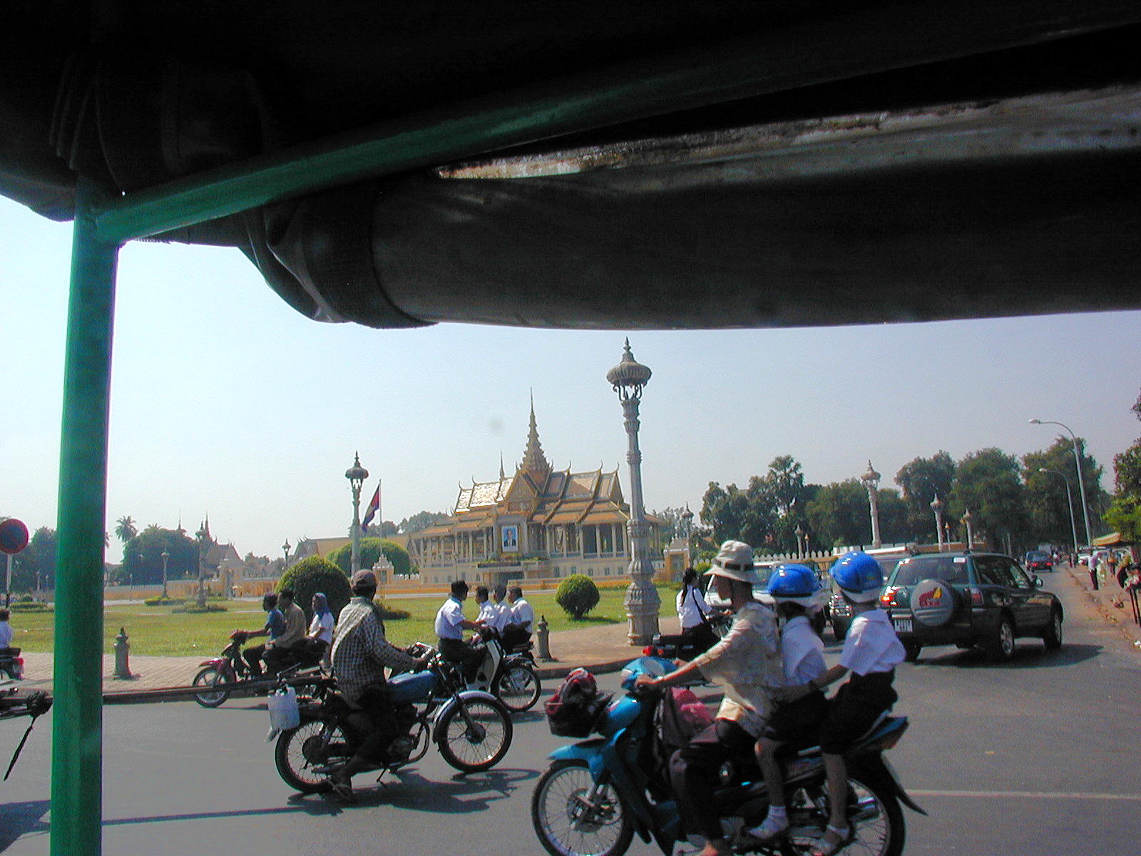 Phnom Penh by tuk-tuk