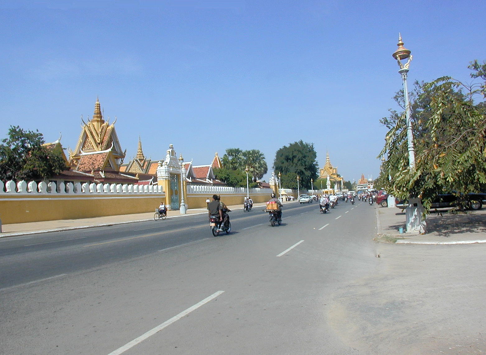 leaving the hotel by tuk-tuk