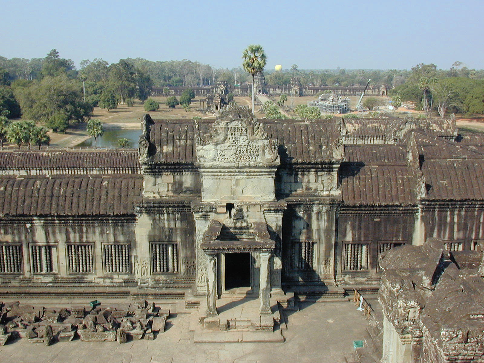 Upper level courtyard