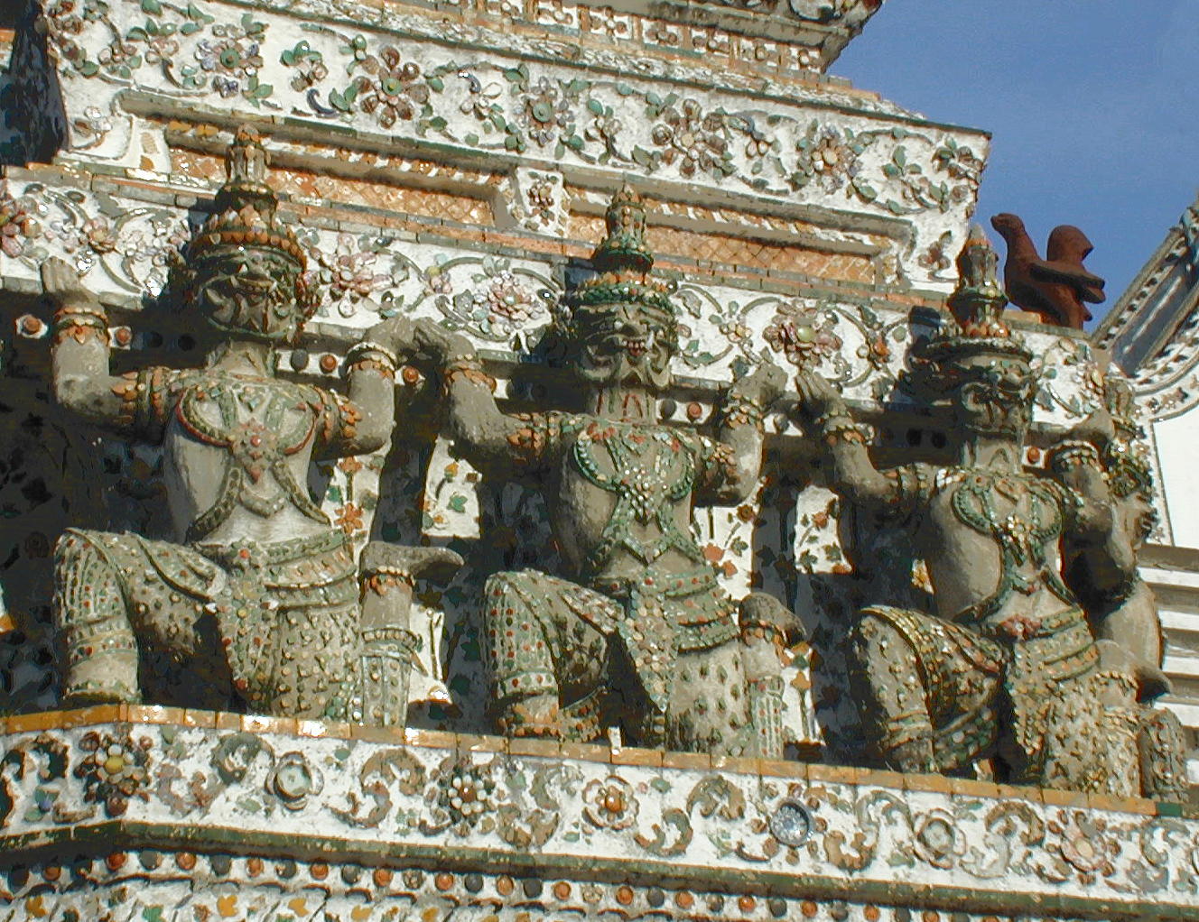 wat arun detail