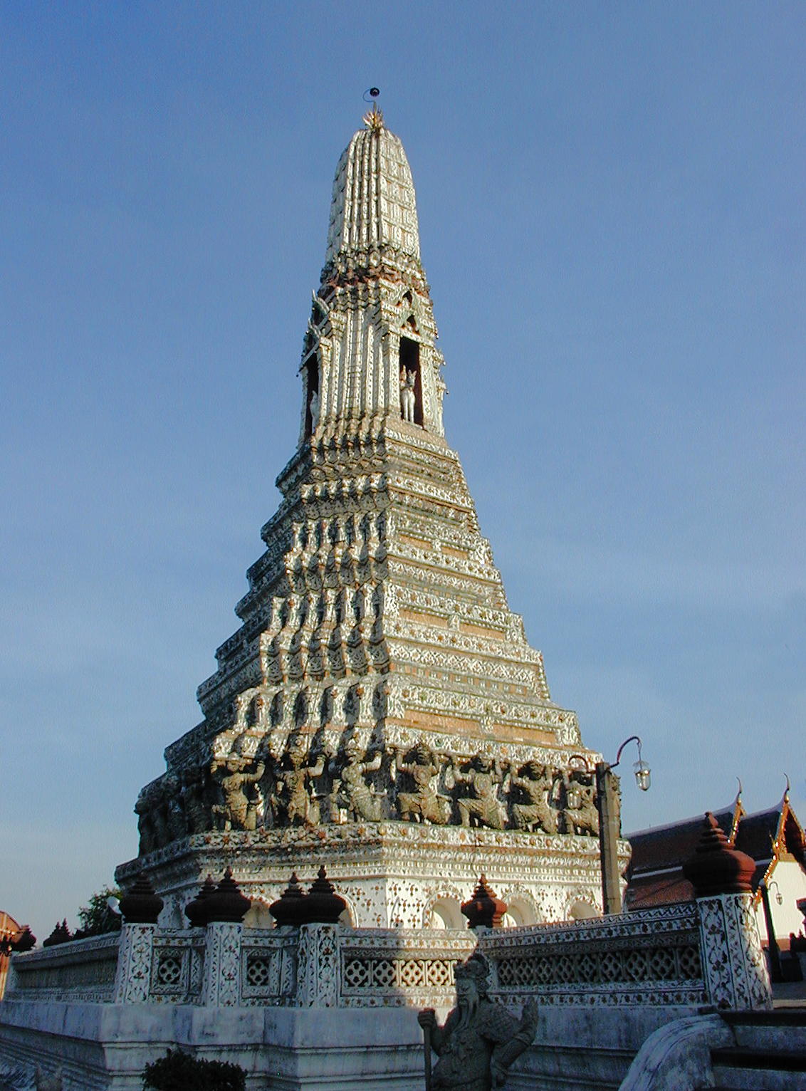 wat tower