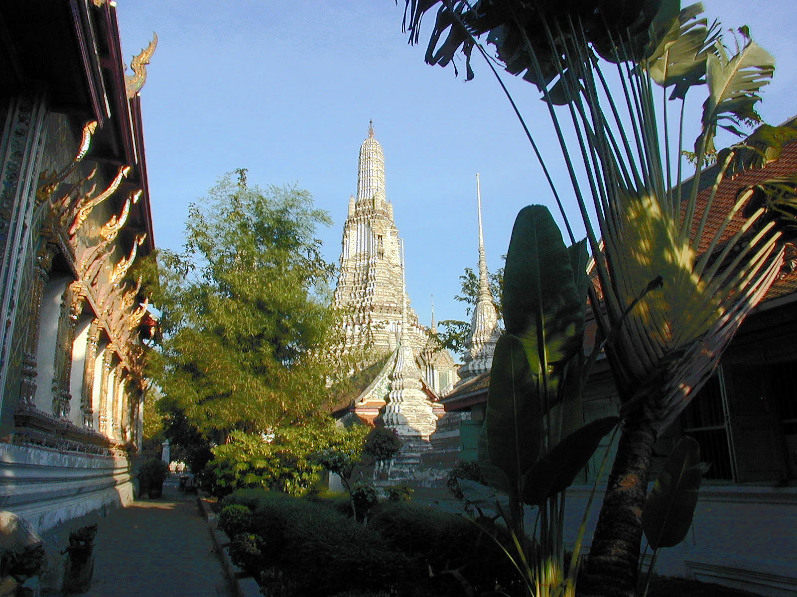 wat tower